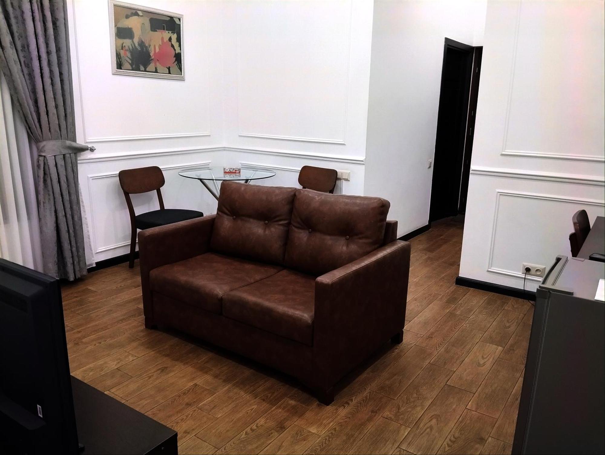 Boutique Living Hotel Ереван Екстериор снимка