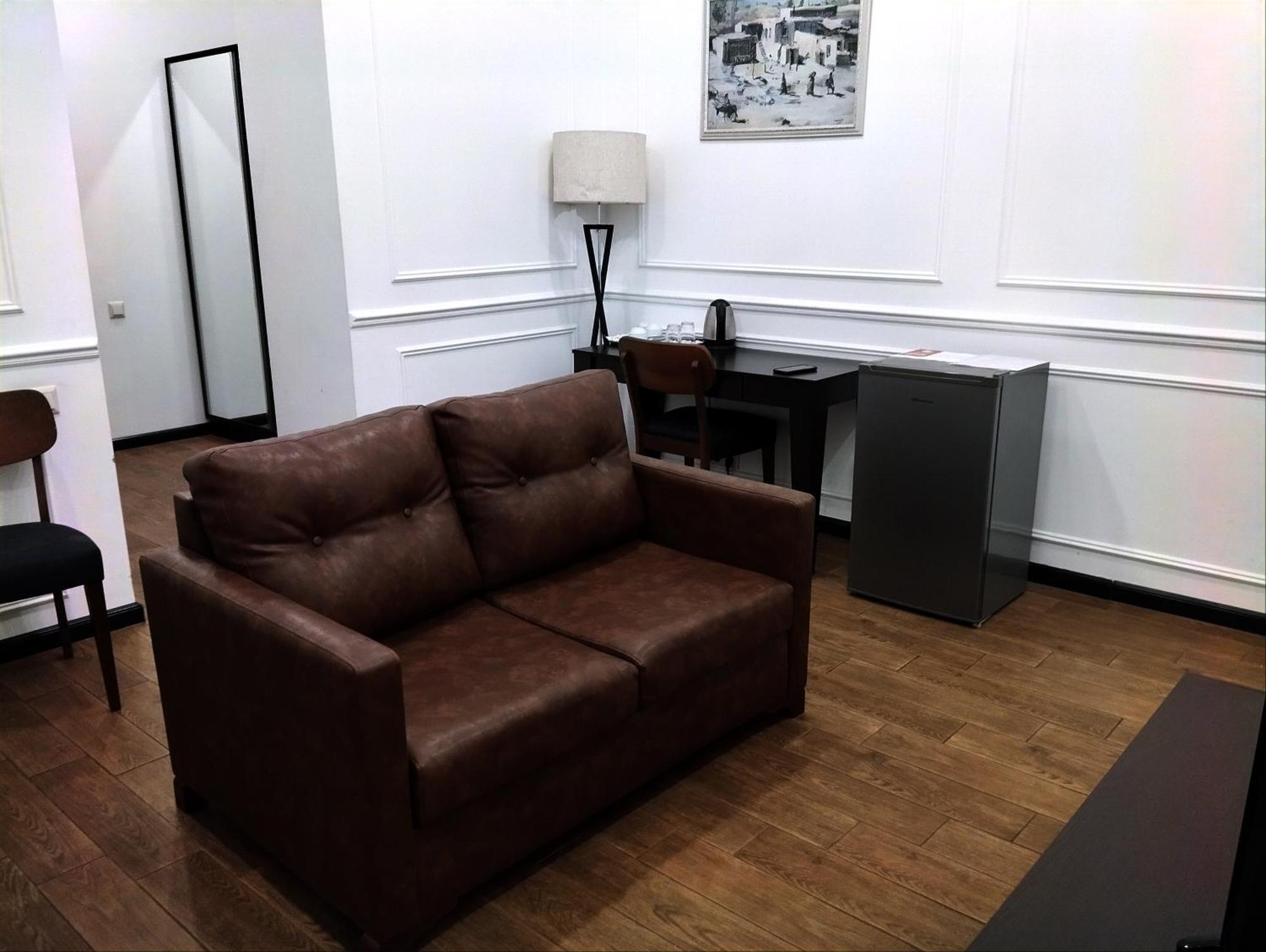 Boutique Living Hotel Ереван Екстериор снимка